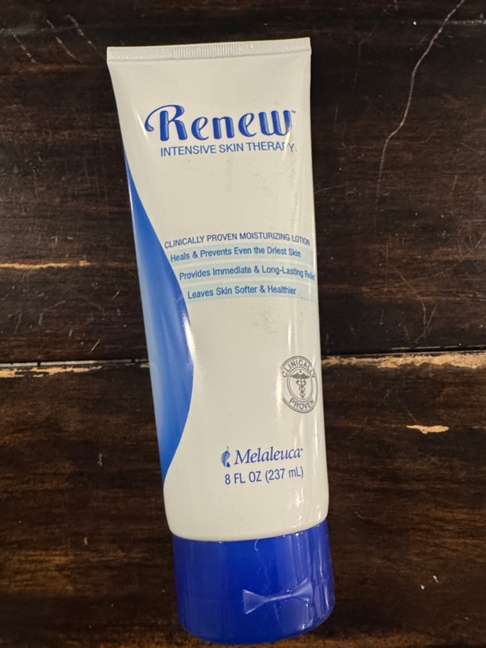 Melaleuca Renew Intensive Skin Therapy Moisturizing Lotion - White & Blue